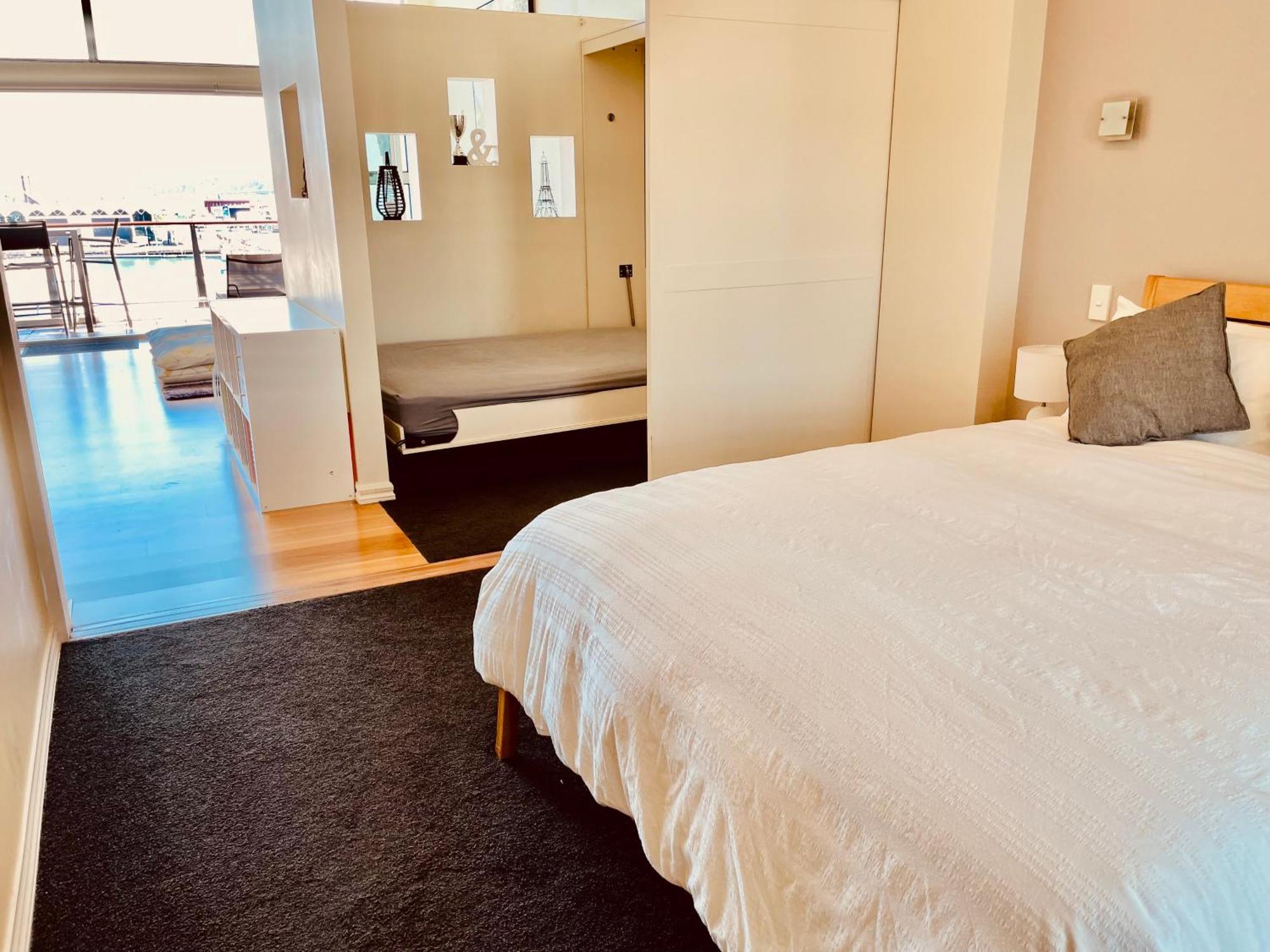 New Waterfront Penthouse On Princes Wharf With Harbor View! The Heart Of Auckland City! Free Parking! Екстер'єр фото