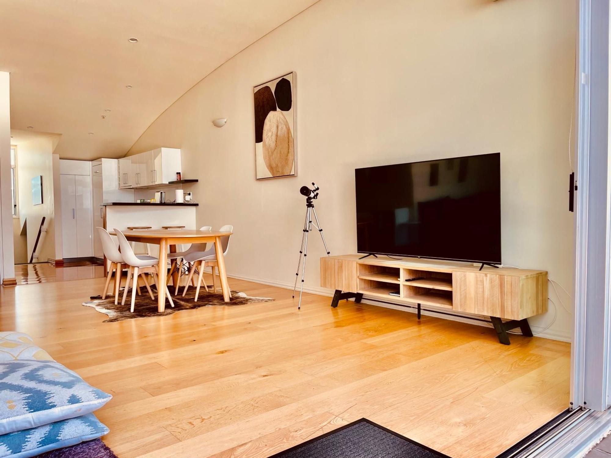 New Waterfront Penthouse On Princes Wharf With Harbor View! The Heart Of Auckland City! Free Parking! Екстер'єр фото
